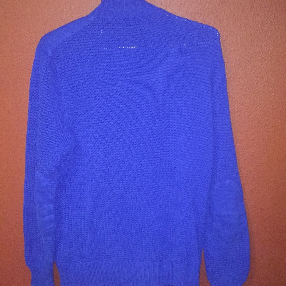 Sweater With Buttons And Zipper - image 2
